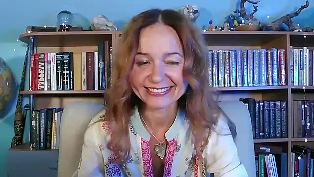 Snapshot of Foxilady357 chatting on 09-29-25, 01:49 Foxilady357 online show from 09-29-25, 01:49