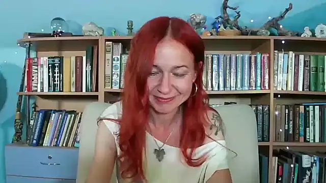 Foxilady357 online show from 06-07-26, 02:21