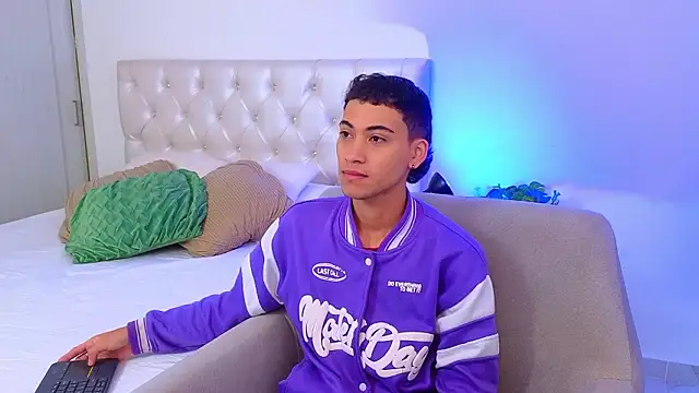 yulian vasquez online show from 02-05-26, 12:21