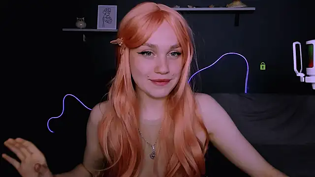 Snapshot of ellie_fire1 chatting on 09-17-25, 08:10 ellie fire1 online show from 09-17-25, 08:10
