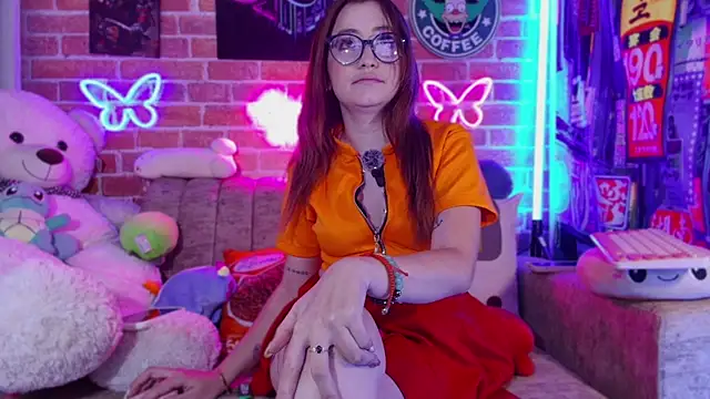Littlejenn777  online show from 09-09-25, 11:26