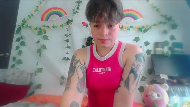 Snapshot of Mitsuha_gate chatting on 03-28-26, 05:12 Mitsuha gate online show from 03-28-26, 05:12