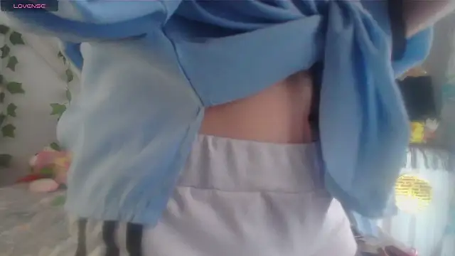 Mitsuha gate online show from 04-24-26, 03:47