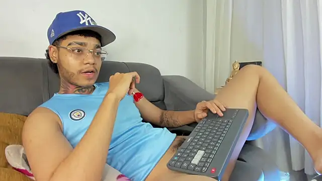 santi xximo online show from 11-08-25, 03:07