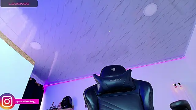 Nicorobinn online show from 10-31-25, 08:10