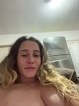 Snapshot of blond-96 chatting on 02-15-26, 01:57 blond-96 online show from 02-15-26, 01:57