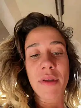 Snapshot of blond-96 chatting on 02-22-26, 10:47 blond-96 online show from 02-22-26, 10:47