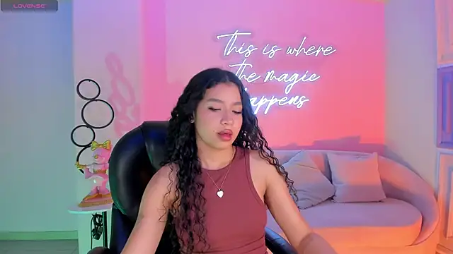 SophieHouston  online show from 11-22-25, 03:49