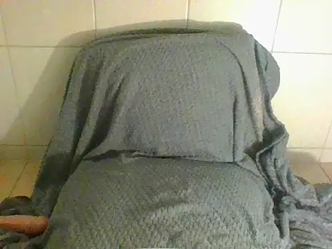 Snapshot of blue-moon23 chatting on 11-13-25, 11:25 blue-moon23 online show from 11-13-25, 11:25