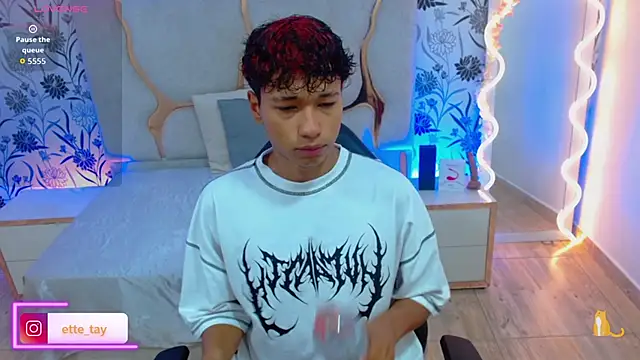 Snapshot of Ette_tay chatting on 10-09-25, 04:32 Ette tay online show from 10-09-25, 04:32