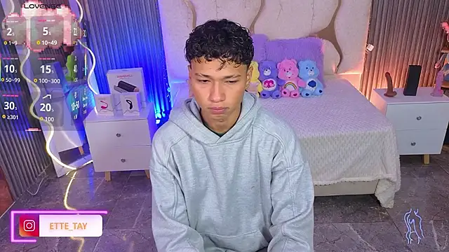 Ette tay online show from 03-17-26, 03:22