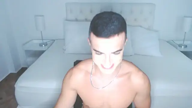 Snapshot of mr_hunterx chatting on 02-11-26, 03:00 mr hunterx online show from 02-11-26, 03:00