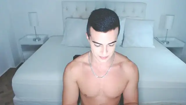 Snapshot of mr_hunterx chatting on 02-20-26, 01:57 mr hunterx online show from 02-20-26, 01:57