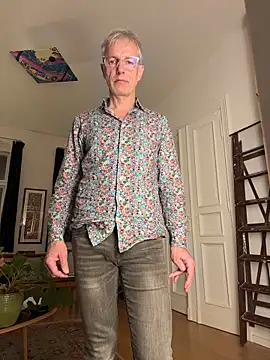 SexyLeon8 online show from 11-14-25, 10:29