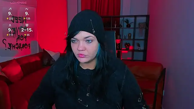 Snapshot of MaryHarrys chatting on 11-13-25, 02:32 MaryHarrys online show from 11-13-25, 02:32