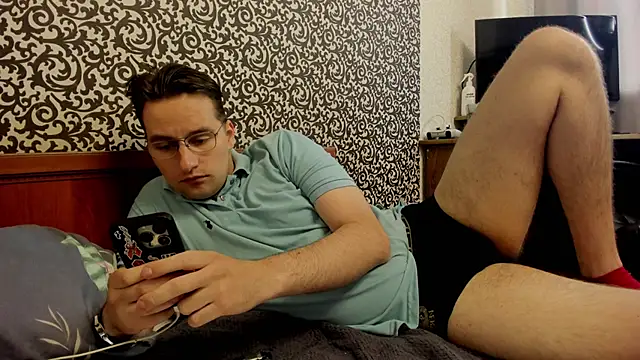 romiosabrino online show from 05-08-26, 01:16