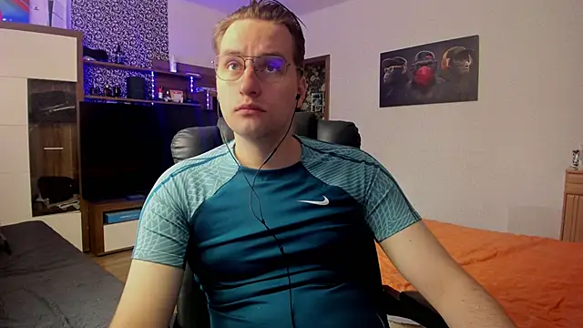 romiosabrino online show from 05-13-26, 10:01