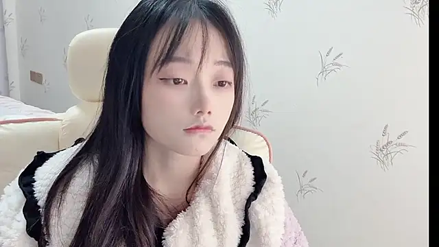 Snapshot of puppy-999 chatting on 11-17-25, 10:21 puppy-999 online show from 11-17-25, 10:21