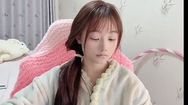 Snapshot of puppy-999 chatting on 12-19-25, 11:50 puppy-999 online show from 12-19-25, 11:50