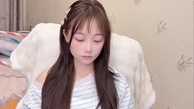 Snapshot of puppy-999 chatting on 04-01-26, 01:12 puppy-999 online show from 04-01-26, 01:12