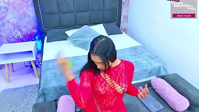 Becca Grims online show from 09-23-25, 03:20