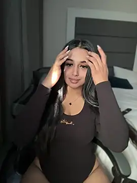 LilMisIndianx online show from 06-02-26, 06:48