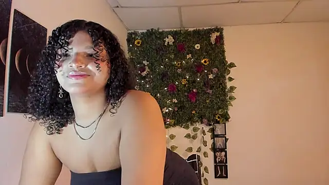 chloe kisses online show from 10-16-25, 11:44