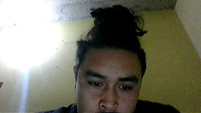 Snapshot of jorgexsuil2hh chatting on 06-25-26, 04:00 jorgexsuil2hh online show from 06-25-26, 04:00