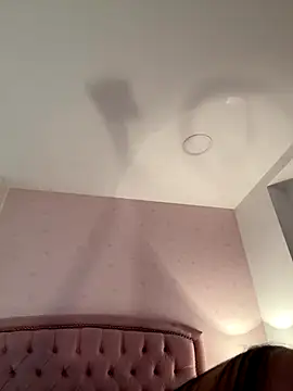 Bella  Wood online show from 11-29-25, 08:12