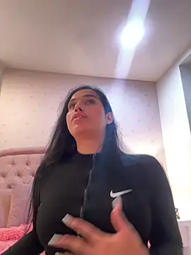 Bella  Wood online show from 03-12-26, 08:37