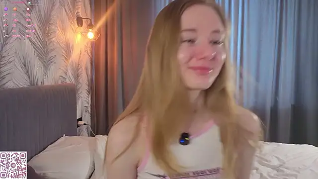 Snapshot of ElvinaRose chatting on 03-07-26, 04:42 ElvinaRose online show from 03-07-26, 04:42