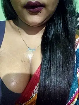 Snapshot of JIYA-04 chatting on 04-18-26, 01:59 JIYA-04 online show from 04-18-26, 01:59