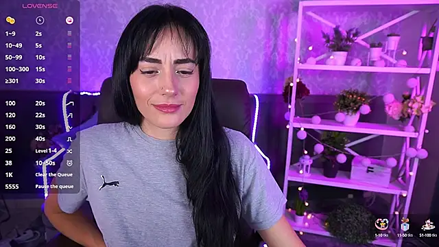 EviLune online show from 10-10-25, 06:23