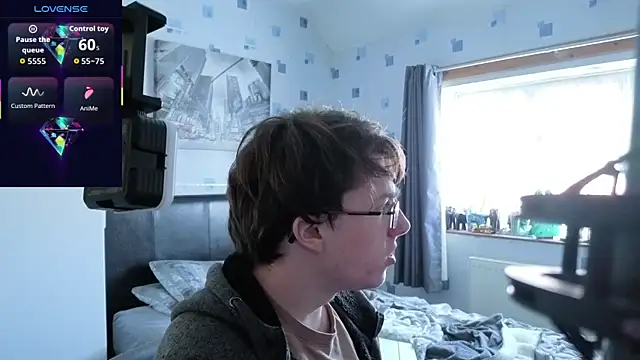 Snapshot of luciferdaroyale chatting on 10-31-25, 02:29 luciferdaroyale online show from 10-31-25, 02:29