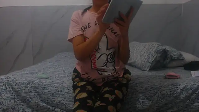 sabrina v  online show from 11-20-25, 09:47