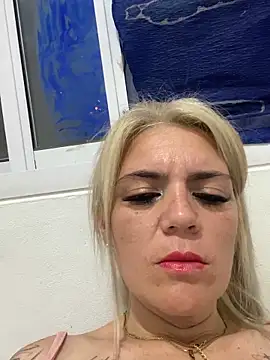 Snapshot of lapola1989 chatting on 02-05-26, 08:52 lapola1989 online show from 02-05-26, 08:52