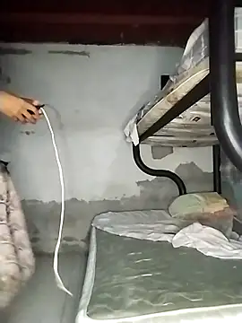 Snapshot of Gabriel_Stone chatting on 10-01-25, 02:39 Gabriel Stone online show from 10-01-25, 02:39