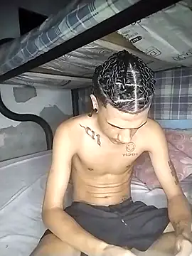 Snapshot of Gabriel_Stone chatting on 10-25-25, 03:58 Gabriel Stone online show from 10-25-25, 03:58