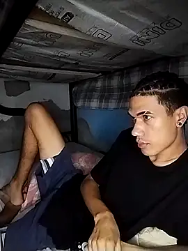 Snapshot of Gabriel_Stone chatting on 11-10-25, 03:38 Gabriel Stone online show from 11-10-25, 03:38