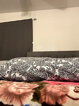 himNIGuys online show from 10-17-25, 02:30