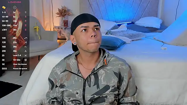 jhosepMoreno online show from 10-11-25, 01:09