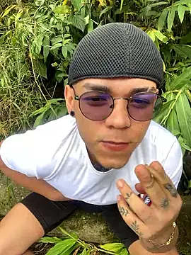 jhosepMoreno online show from 04-29-26, 06:25