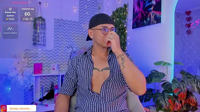 jhosepMoreno online show from 04-30-26, 01:17
