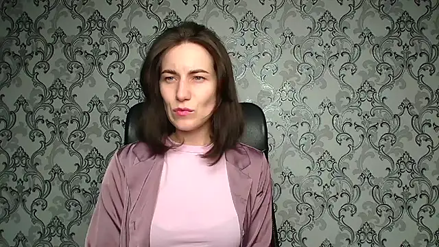 Kelly Kisss online show from 02-05-26, 06:12