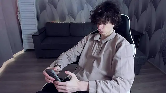 Edvard Blare online show from 09-25-25, 09:13