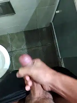 Snapshot of Segredomascarado chatting on 09-27-25, 12:32 Segredomascarado online show from 09-27-25, 12:32