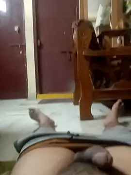 Snapshot of Dolly_raj chatting on 09-08-25, 05:23 Dolly raj online show from 09-08-25, 05:23