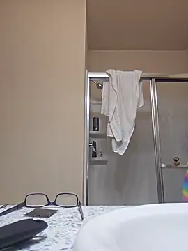 Snapshot of ChristopherMeade chatting on 11-13-25, 11:31 ChristopherMeade online show from 11-13-25, 11:31