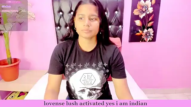 Snapshot of INDIANFLAME chatting on 10-08-25, 06:44 INDIANFLAME online show from 10-08-25, 06:44