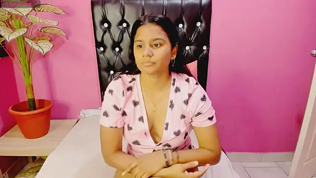 INDIANFLAME online show from 06-19-26, 10:08